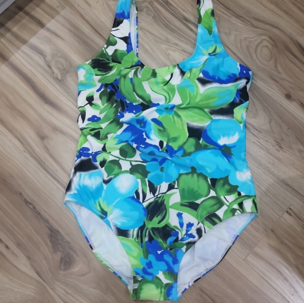 Catalina Swimsuit L